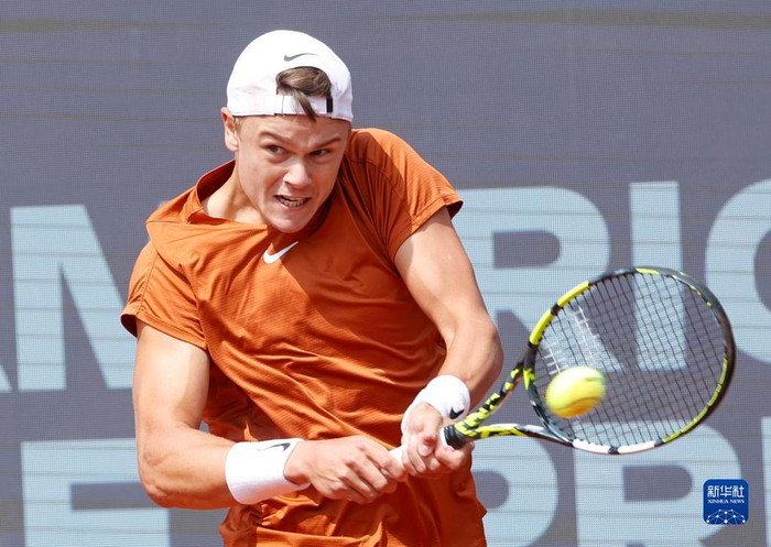 仅使她在4 仅使她在4