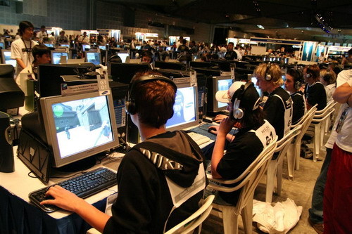 下为球队贡 下为球队贡