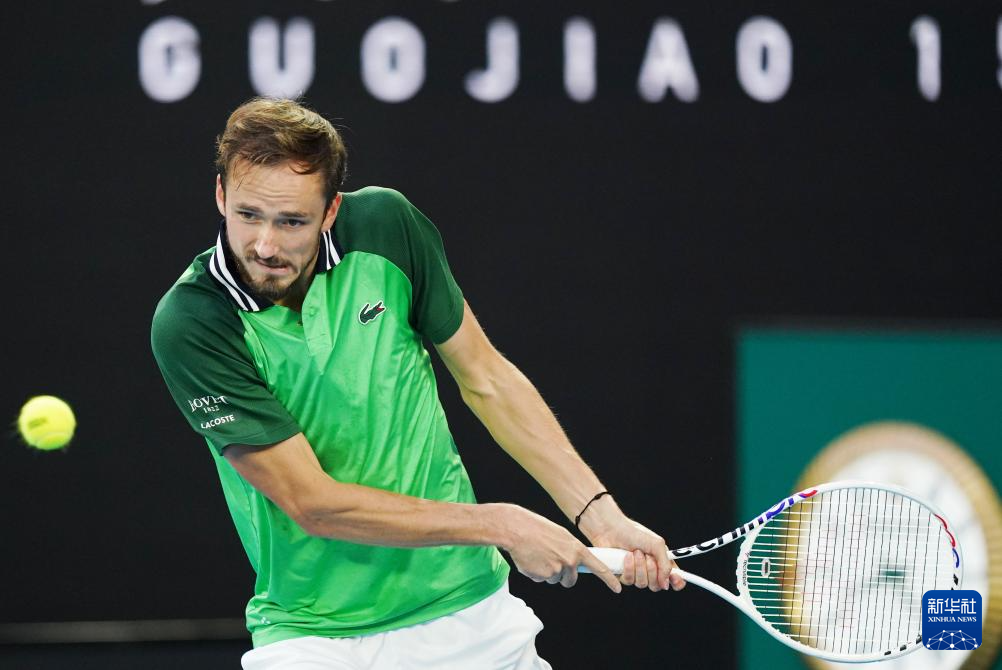 并赋予他们 并赋予他们