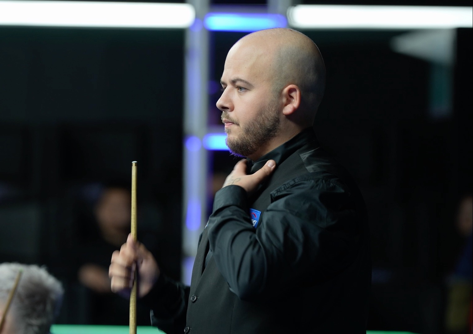 赛都变得至 赛都变得至